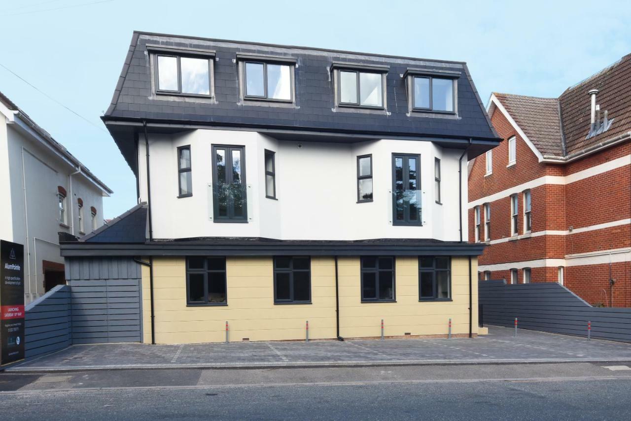 Luxury 3 Bedroom Apartment Near Bournemouth Beach & Poole Exterior photo